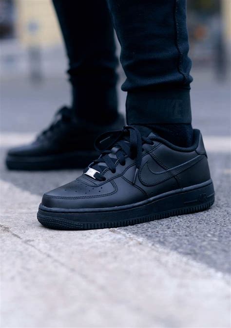 black air forces size 11